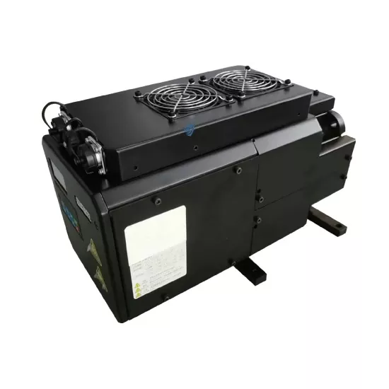 Vezetőbe integrált szervomotor